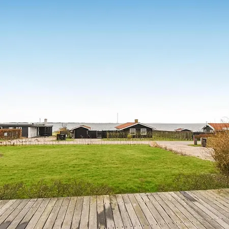 In With House Sea View Assens