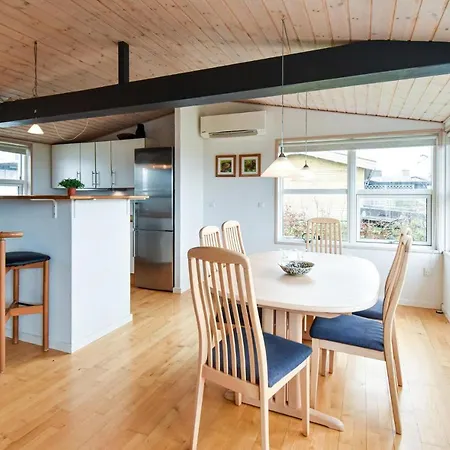 In With House Sea View Ferienhaus