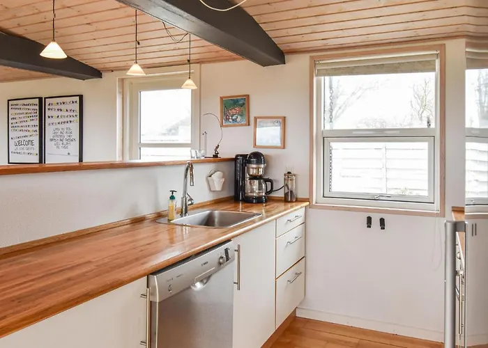 In With House Sea View * Assens