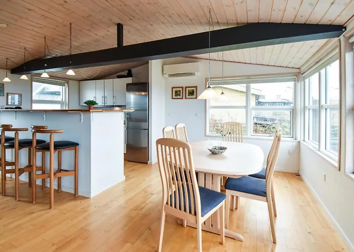 In With House Sea View Holiday home